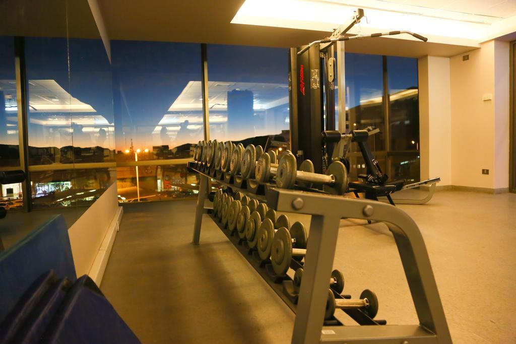 Mds Hotel Calama Bagian luar foto The gym at the hotel
