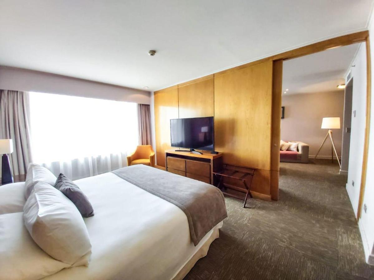 Mds Hotel Calama Bagian luar foto A suite at the hotel